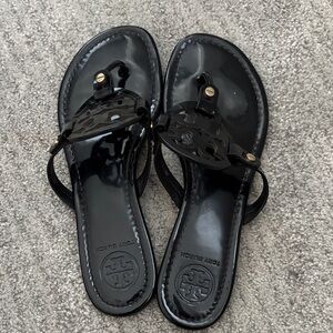 Tory Burch Reva patent Black Sandals size 8